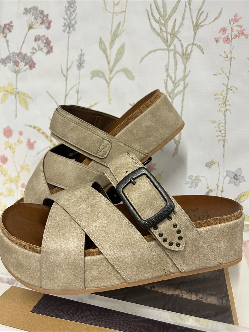 Blowfish Tan Crisscross Platform Sandals with Buckle